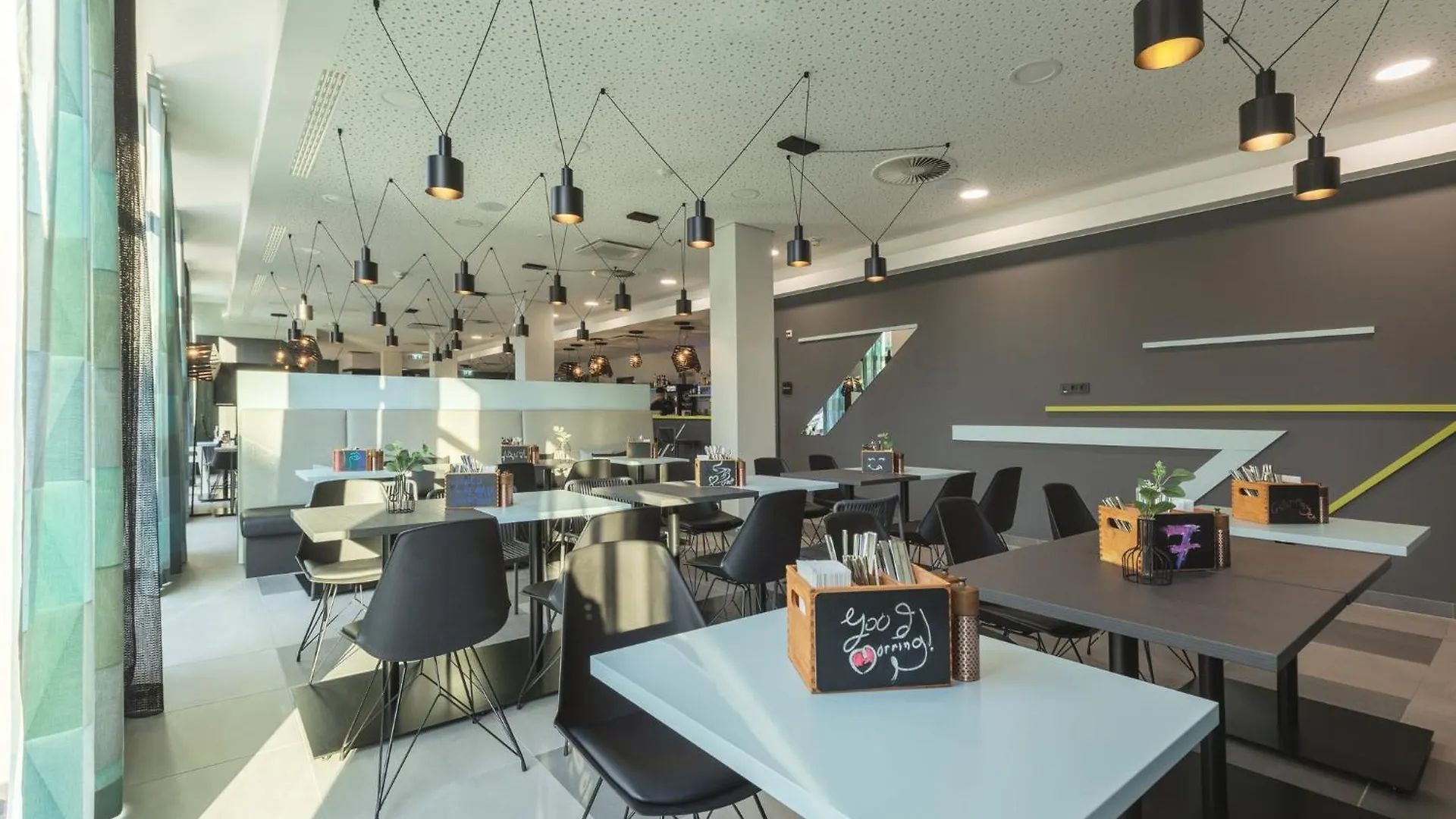 *** Hotel Holiday Inn - The Niu, Seven Dusseldorf Ost By Ihg Alemania