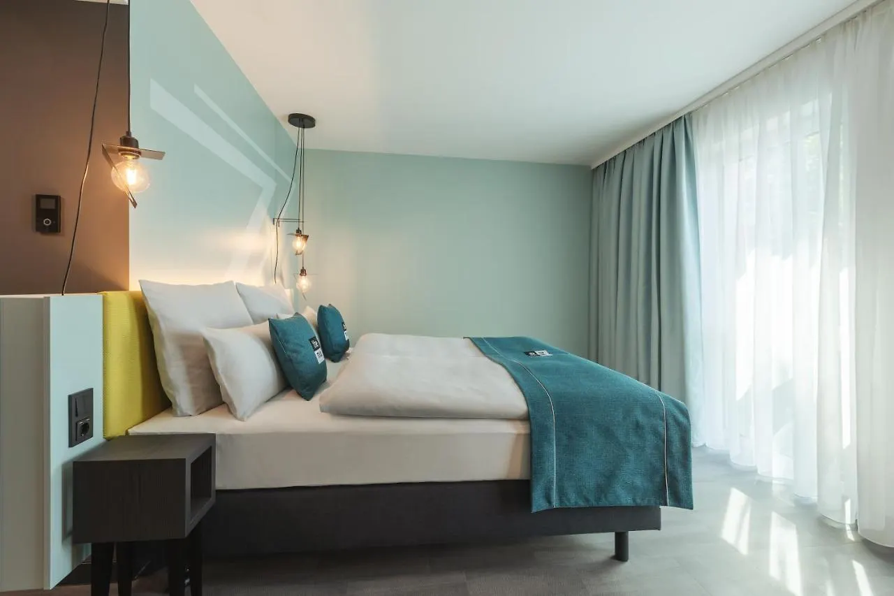 Holiday Inn - The Niu, Seven Dusseldorf Ost By Ihg 3*,