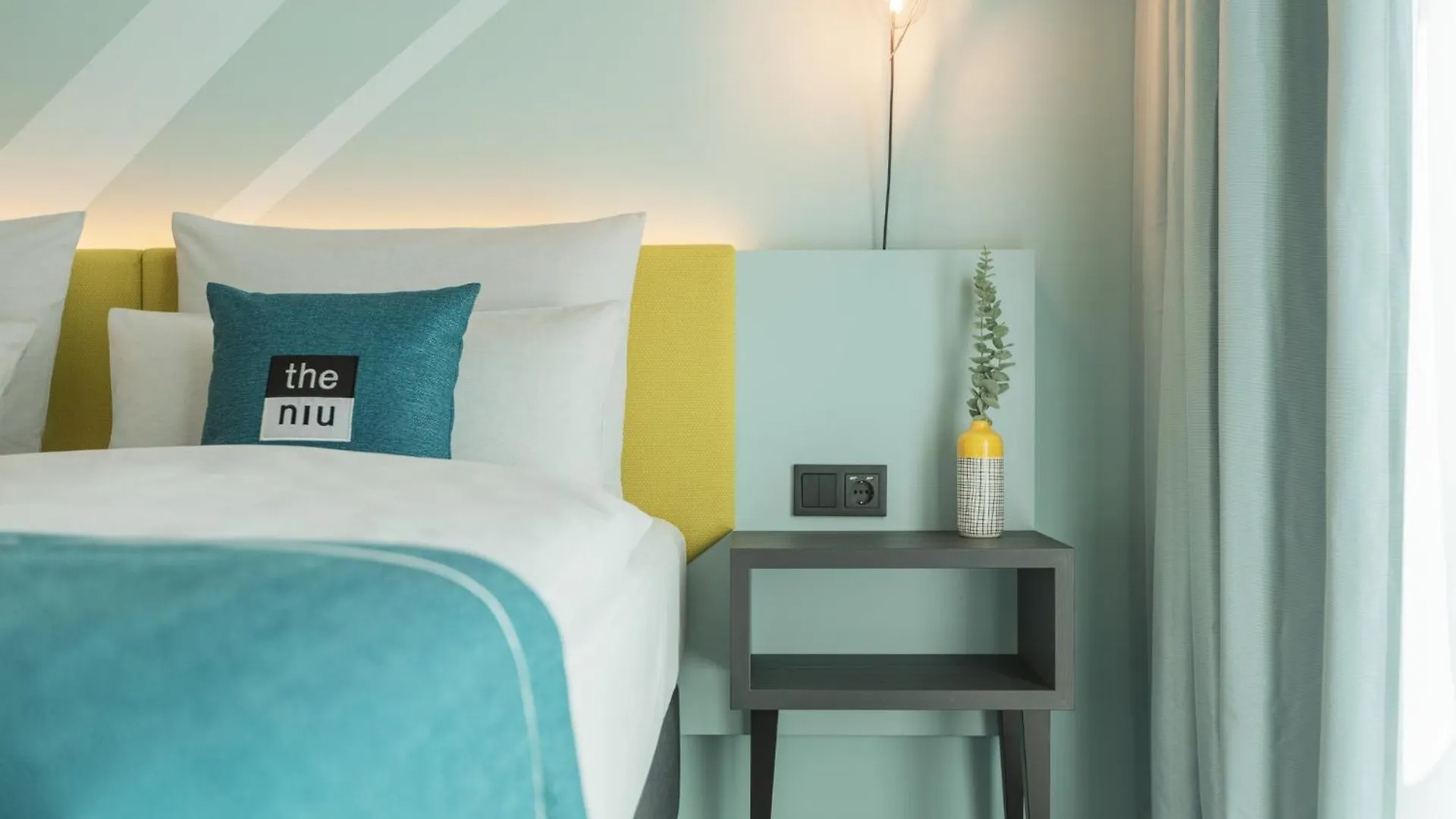 Holiday Inn - The Niu, Seven Dusseldorf Ost By Ihg